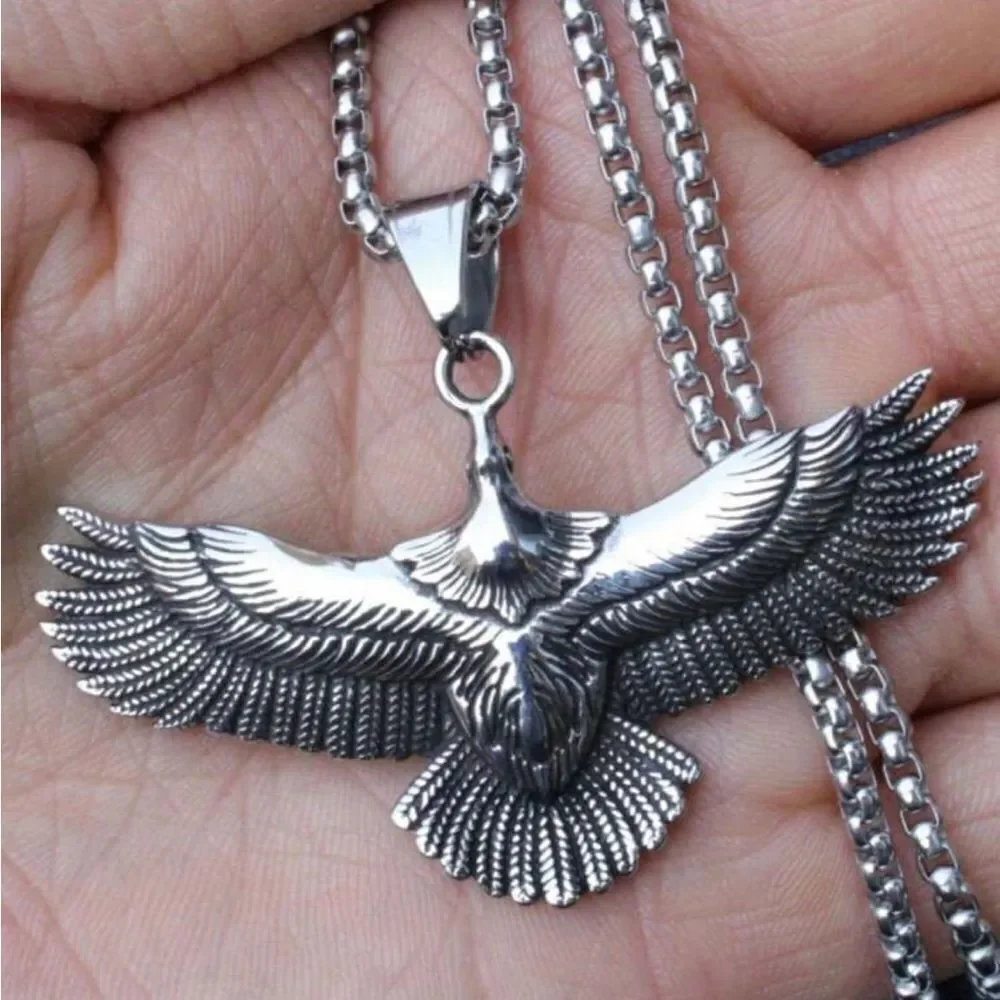 Vintage style Eagle Pendant Necklace With Stainless Steel Chain‎